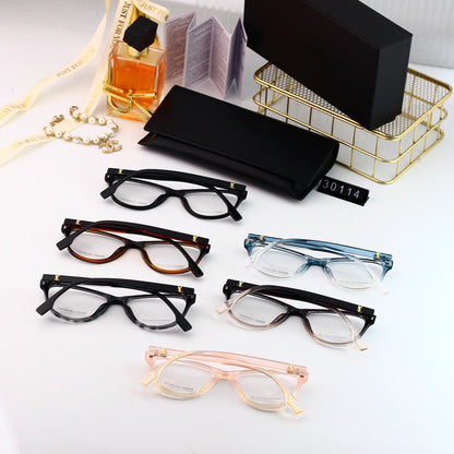 Lunettes de luxe avec nouveau logo à la mode
