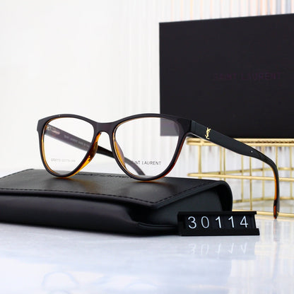 Lunettes de luxe avec nouveau logo à la mode
