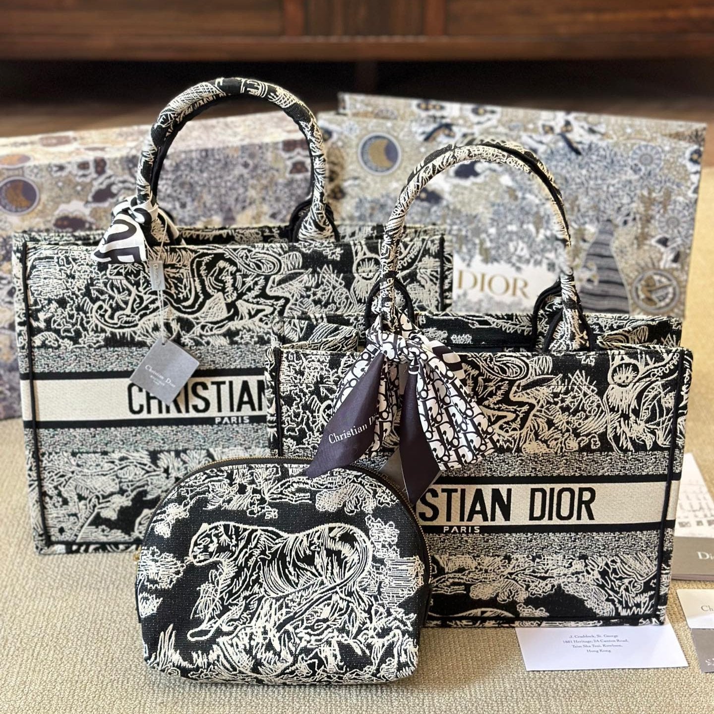 Sac fourre-tout brodé d'animaux