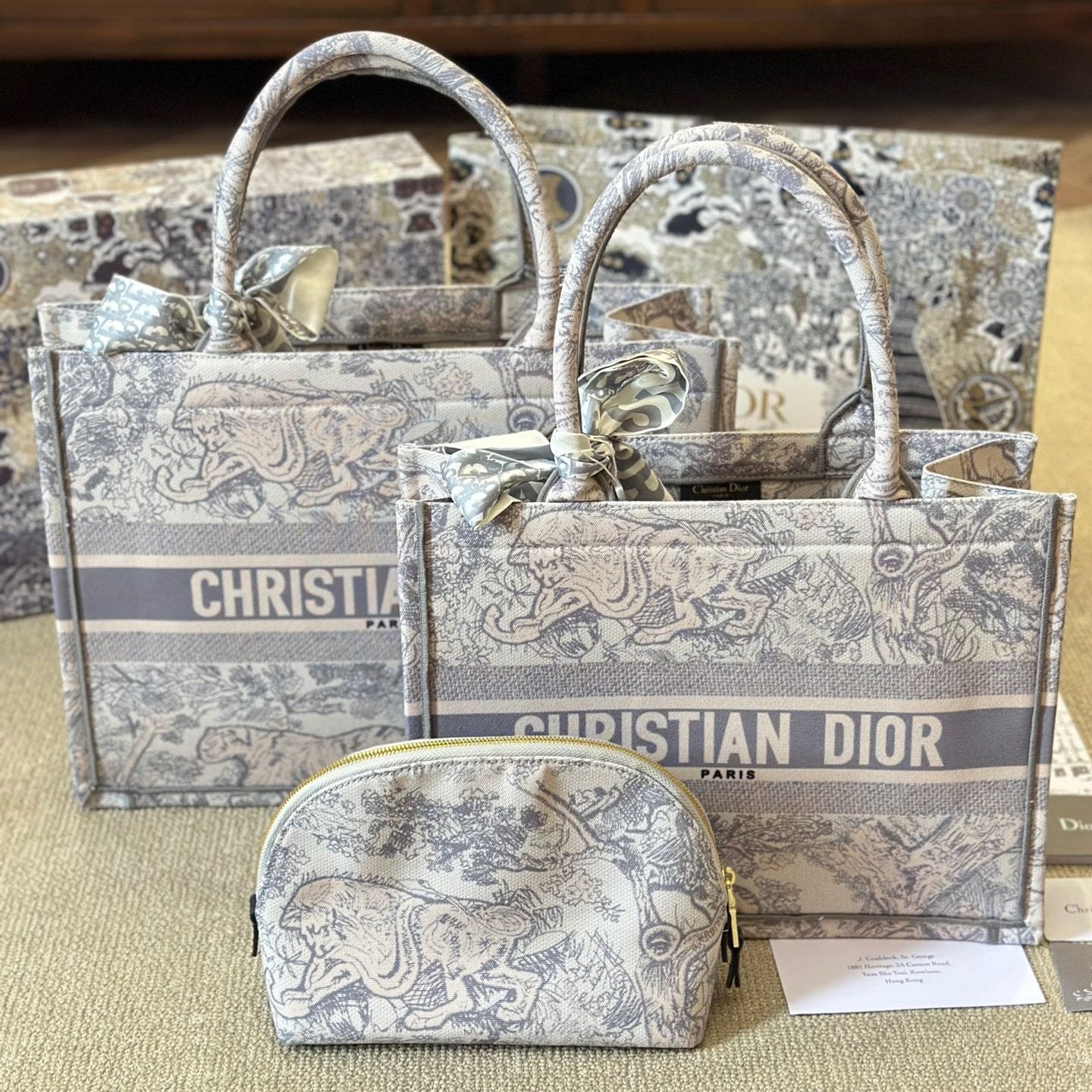 Sac fourre-tout brodé d'animaux