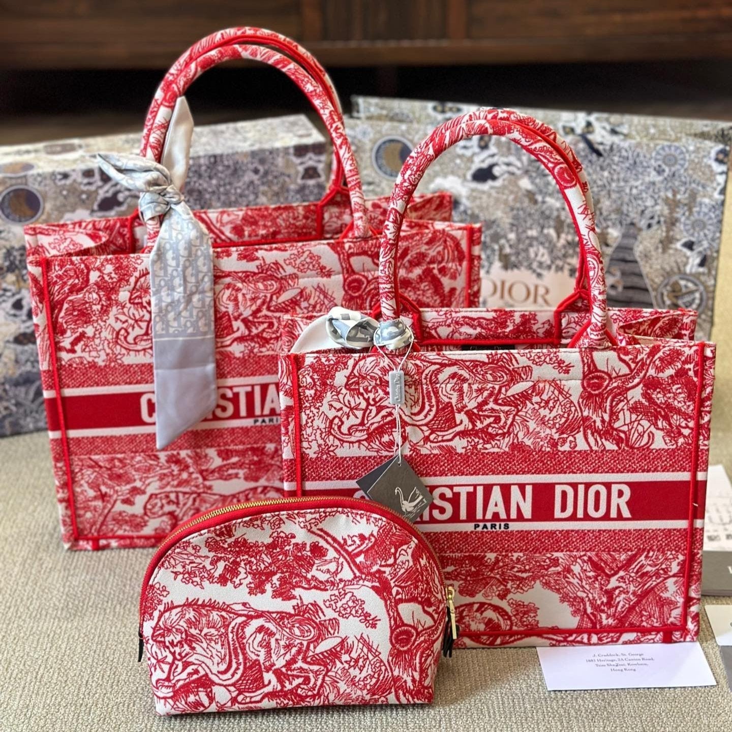 Sac fourre-tout brodé d'animaux