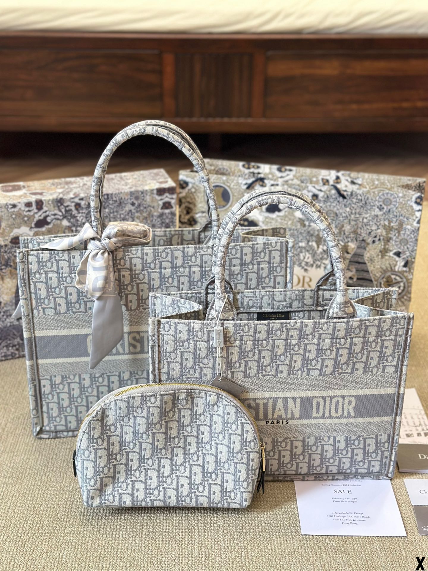 Sac fourre-tout classique brodé pour femme