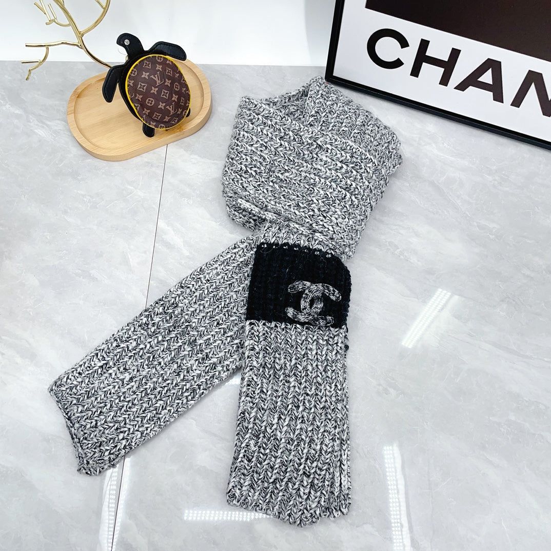 Ensemble bonnet tricoté tendance + écharpe