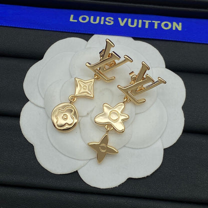 Boucles d'oreilles pendantes en métal floral