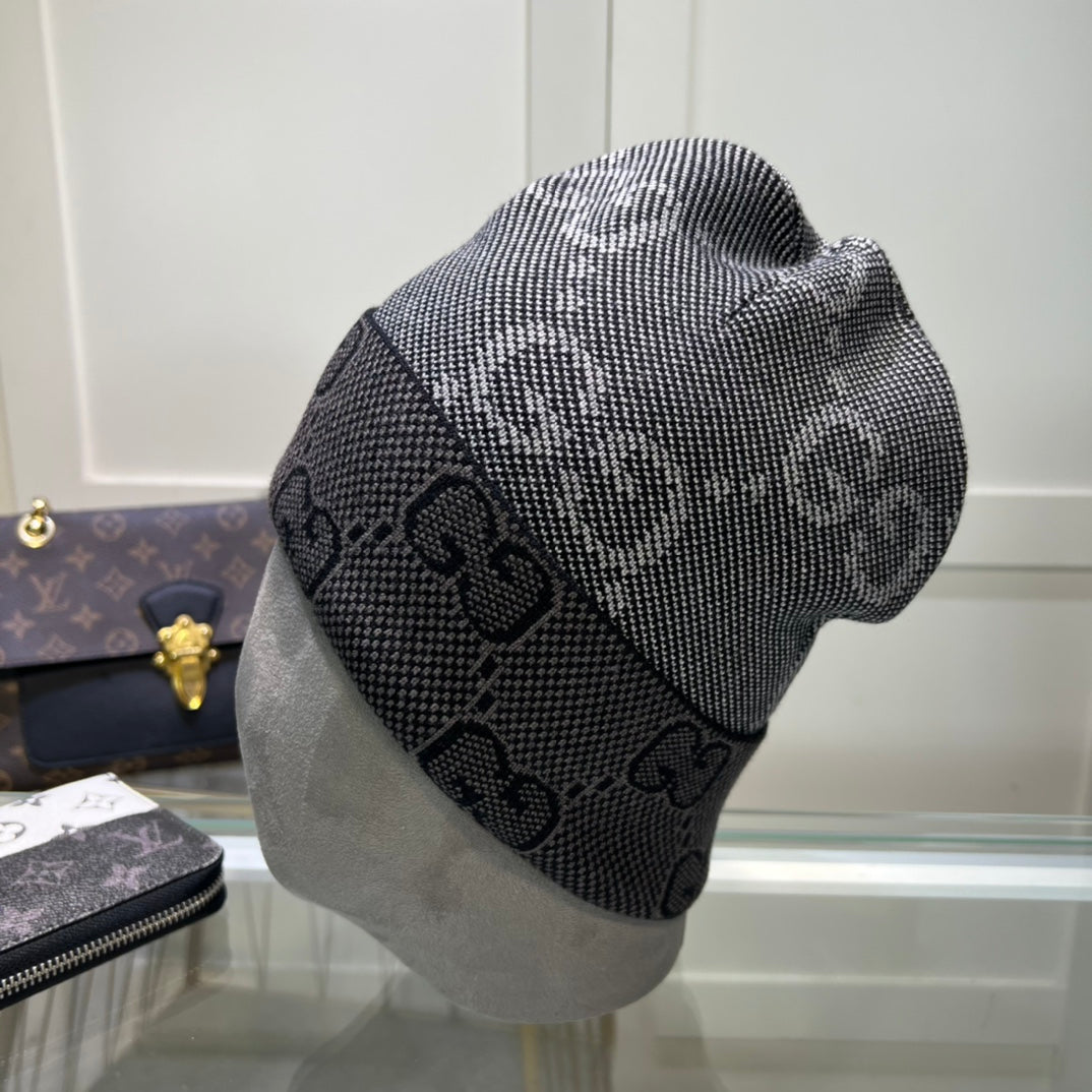 Gorro de lana G de doble capa y doble cara