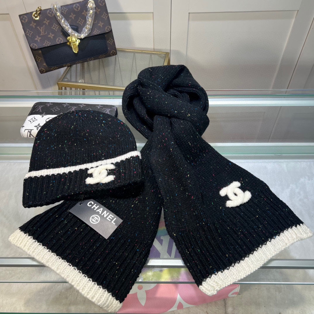 Ensemble Bonnet et Écharpe en Tricot Couleur Pointue