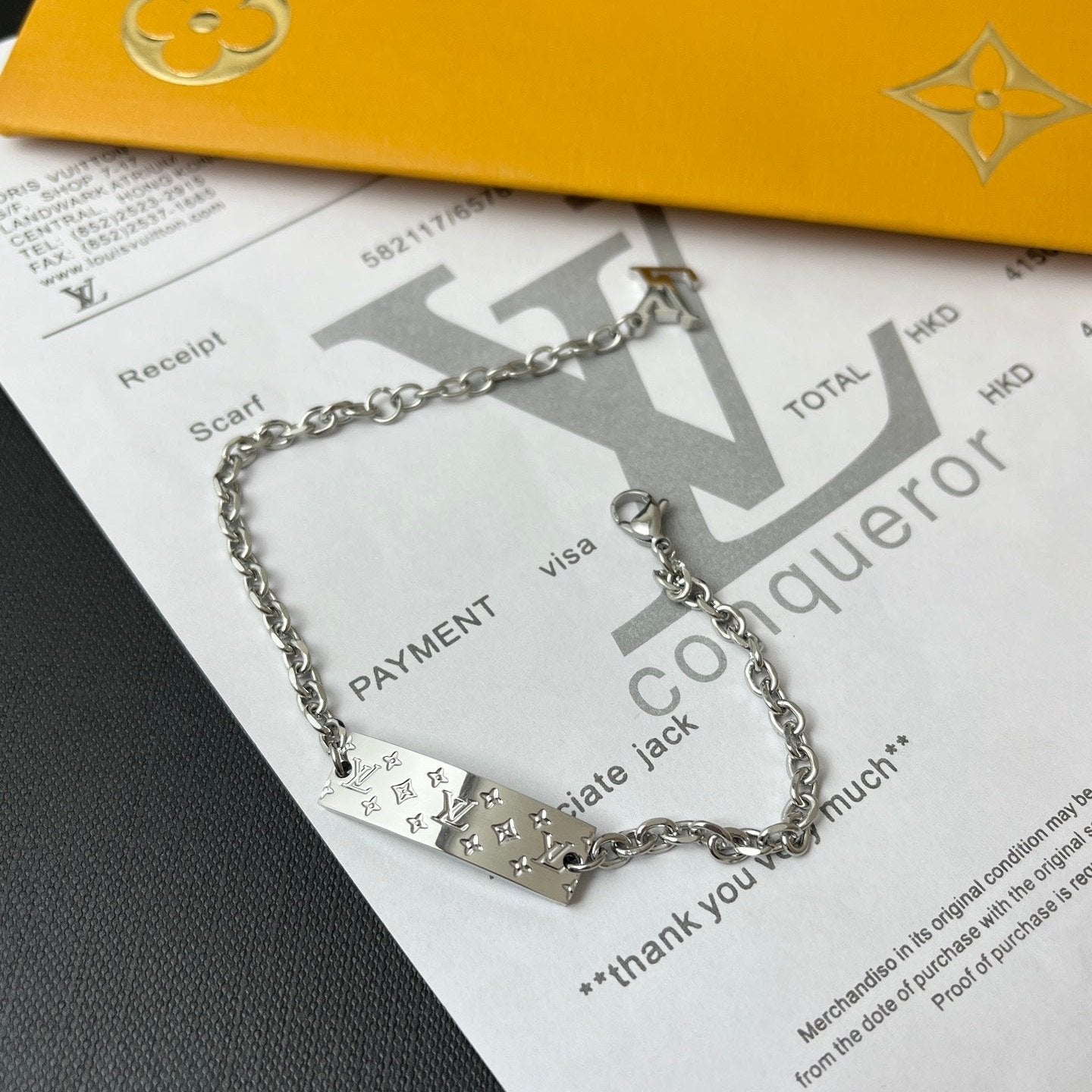 Bracelet gaufré en acier de titane