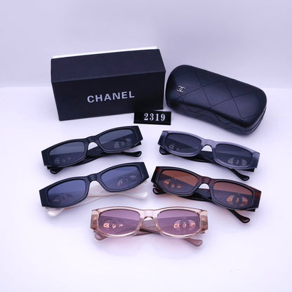 Lunettes de soleil gravées en métal vintage