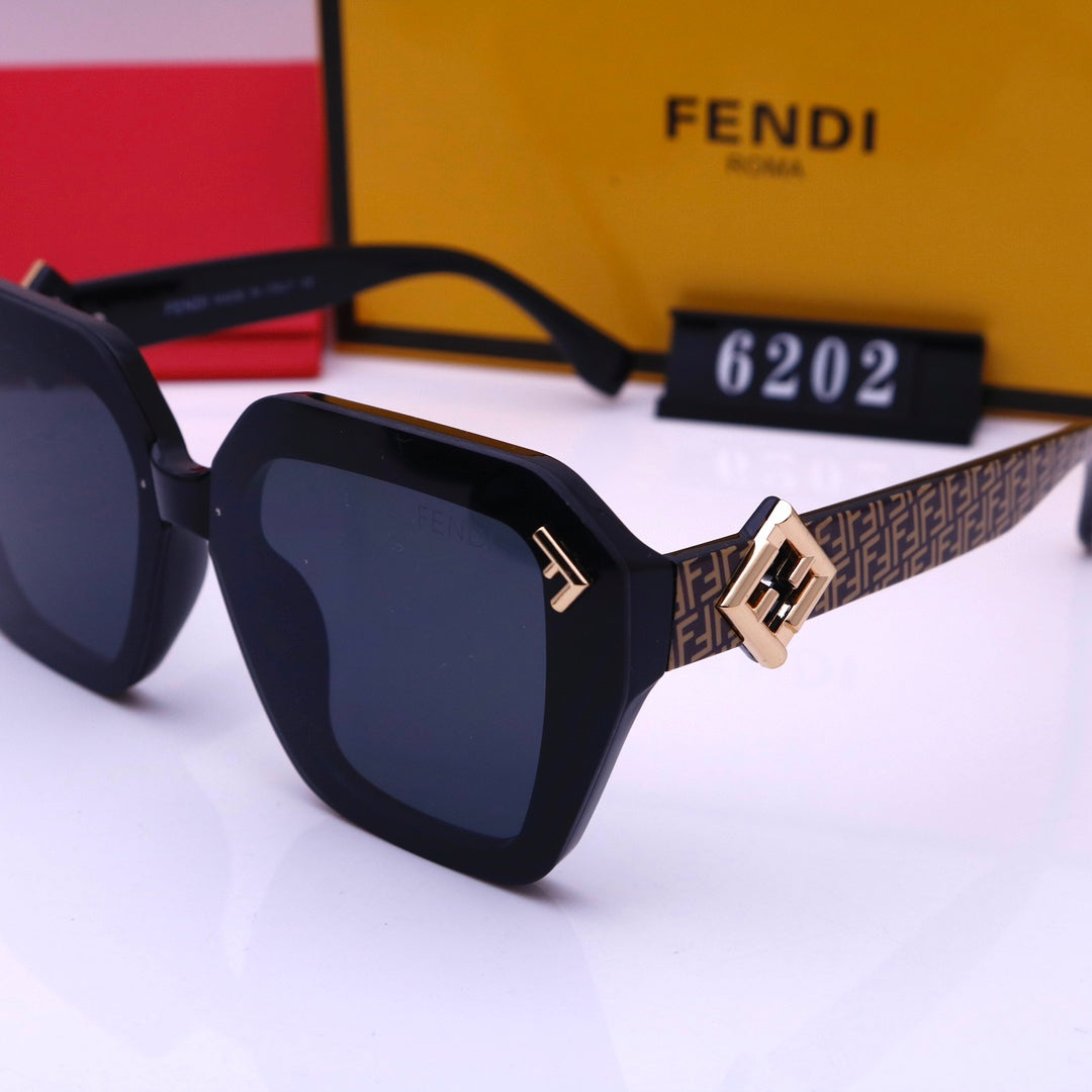 Lunettes de soleil gravées de la lettre F de style rétro