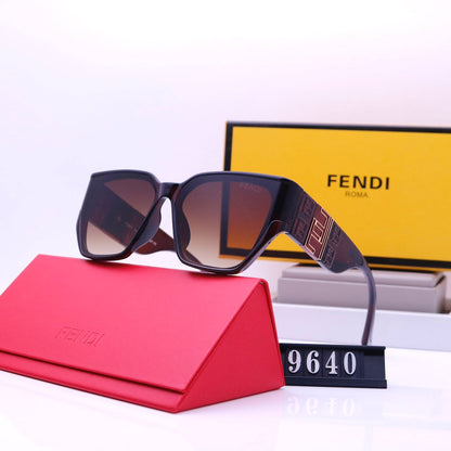 Lunettes de soleil F estampillées à la mode