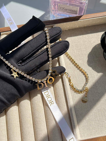 Bracelet et Collier de Breloques Lettres Étoiles en Cristal