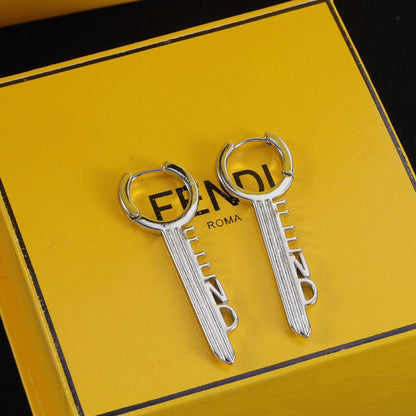 Boucles d'oreilles pendentifs Lettre-Clé