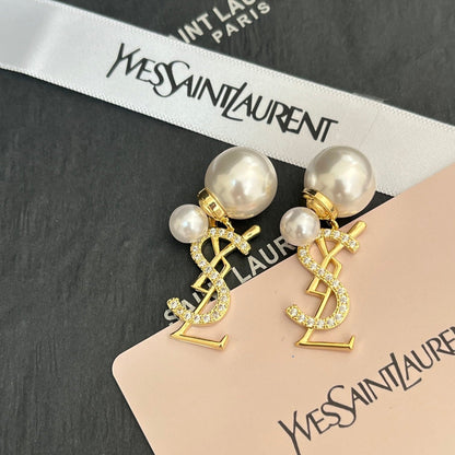 Boucles d'oreilles pendantes élégantes en métal et perles