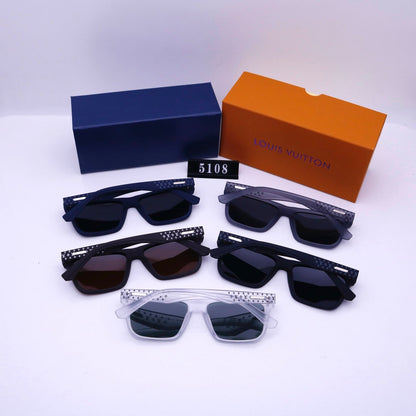 Lunettes de soleil carrées avec monture gravée, style vintage