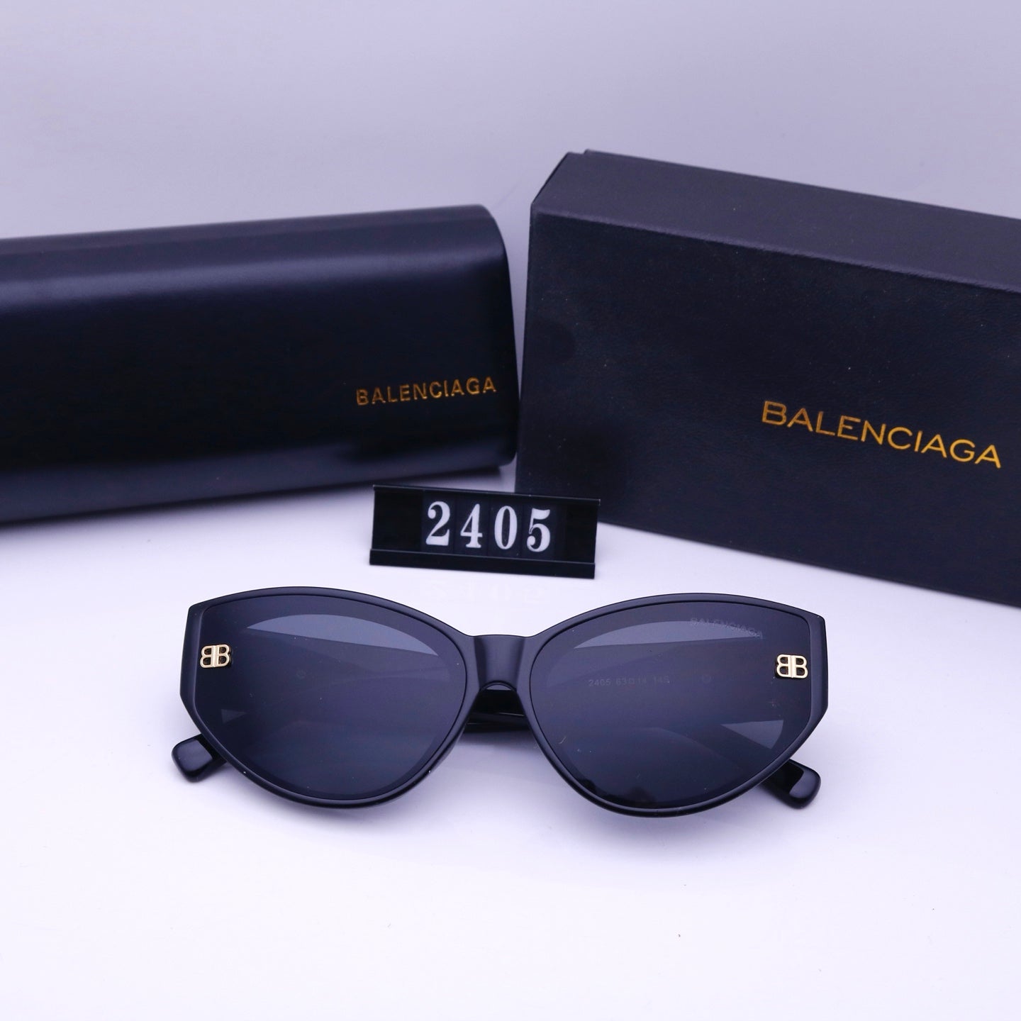 Lunettes de soleil œil de chat en métal classique