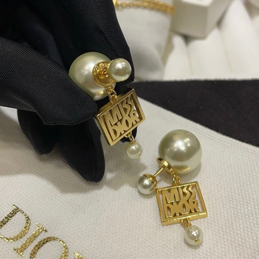 Nouvelles boucles d'oreilles en perles avec lettre tendance