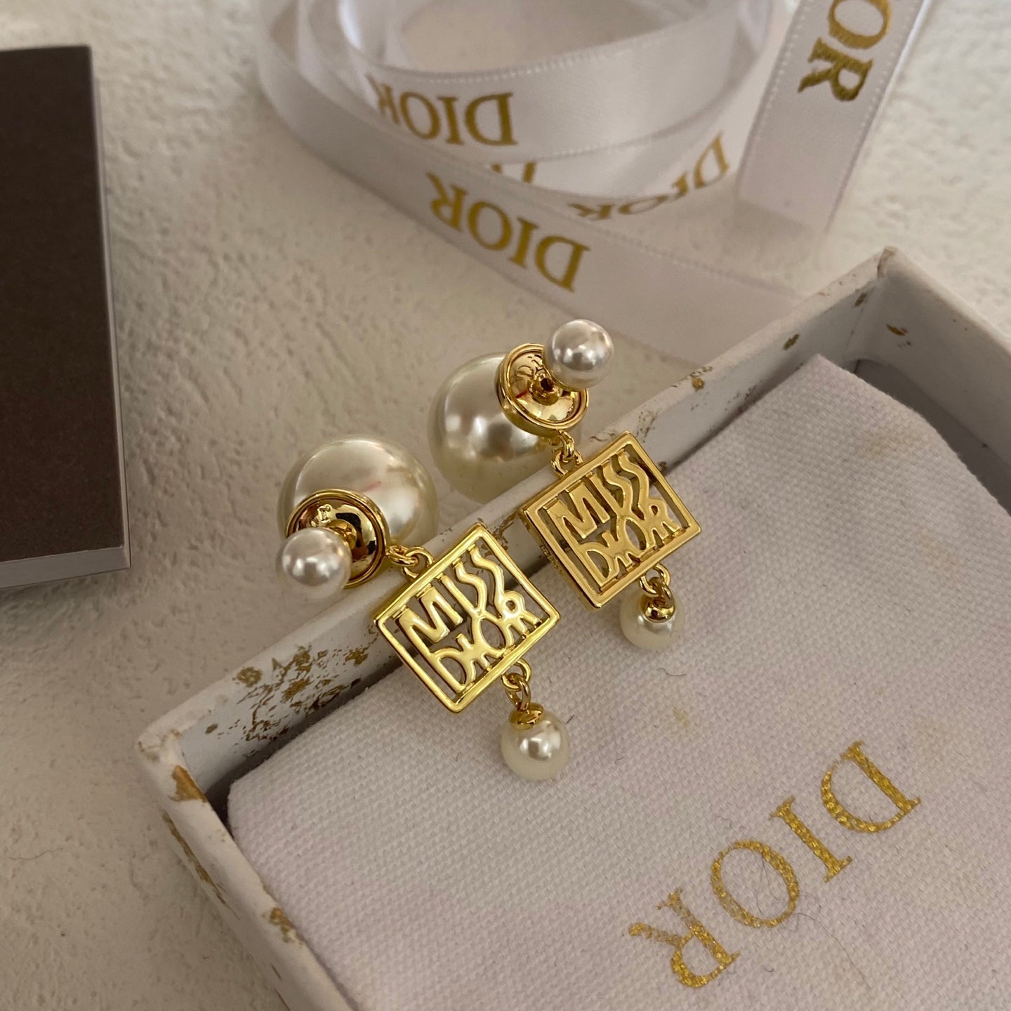 Nouvelles boucles d'oreilles en perles avec lettre tendance