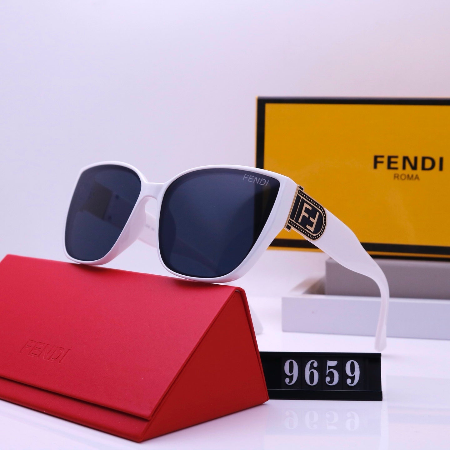 Lunettes de soleil carrées à grande monture vintage F