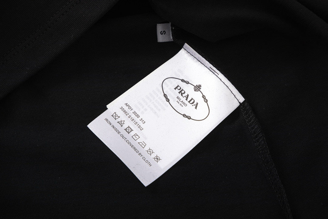 T-shirt Imprimé Triangle Simple