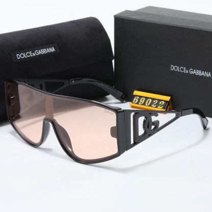 Lunettes de soleil surdimensionnées à monture métallique et tendance