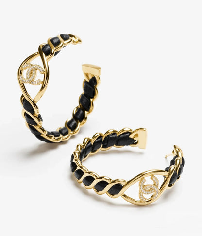 Boucles d'oreilles créoles mi-cerceau en cuir et métal tendance