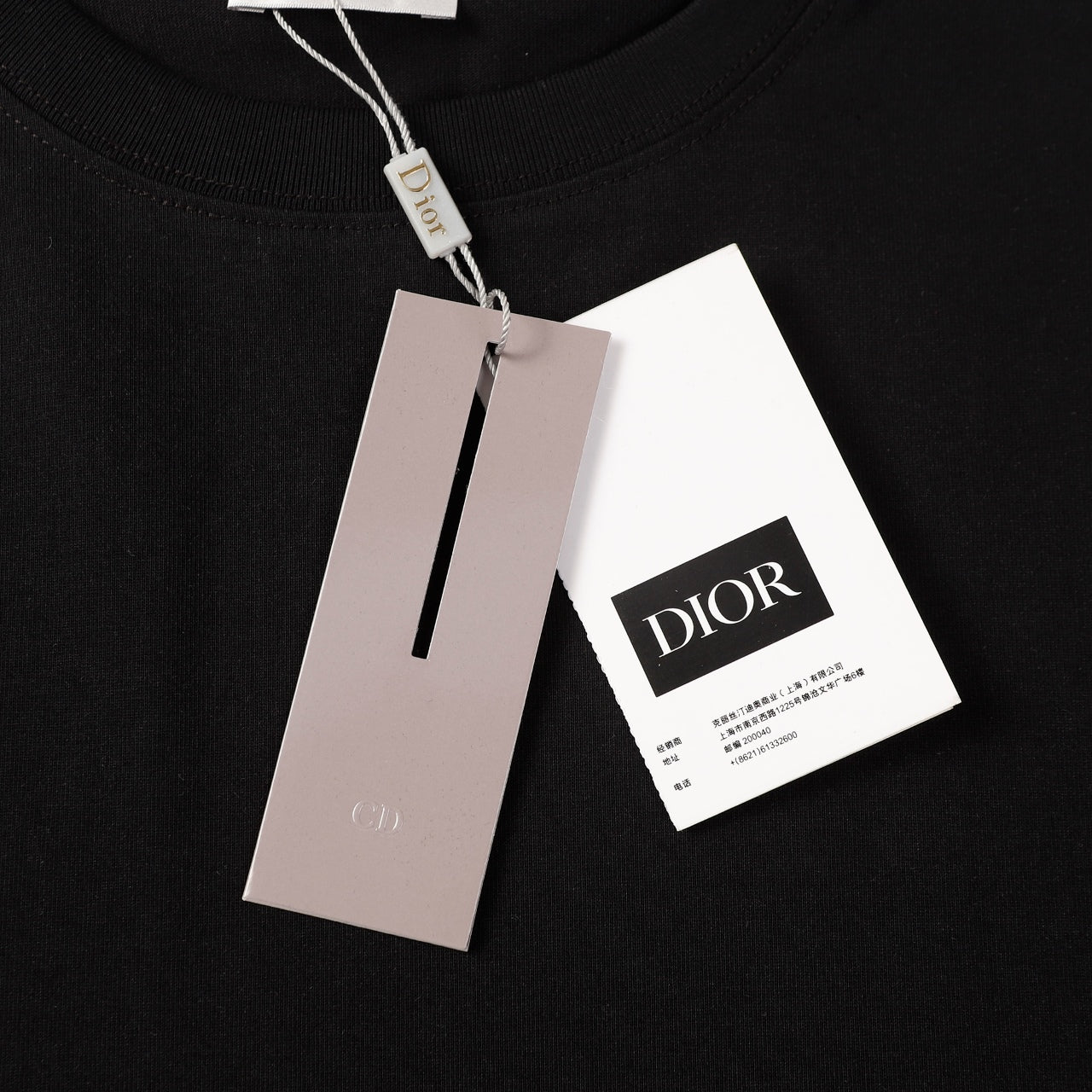 T-shirt imprimé floral créatif
