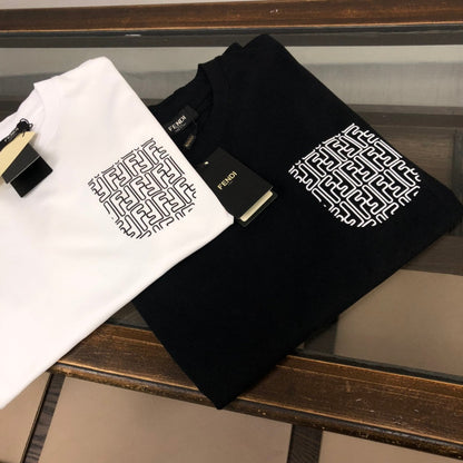T-shirt imprimé à poche