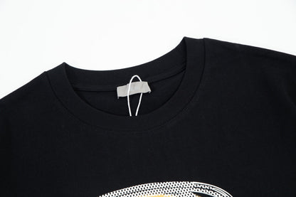 T-shirt à imprimé jet d'encre graffiti