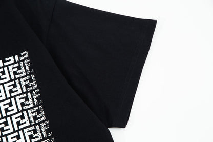 T-shirt à imprimé lettres FF doubles sur la poche