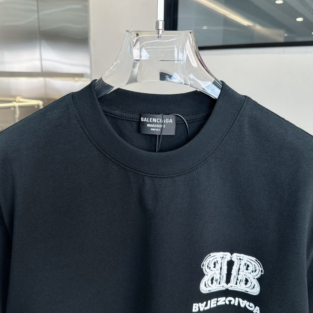 T-shirt imprimé lettres inversées double B