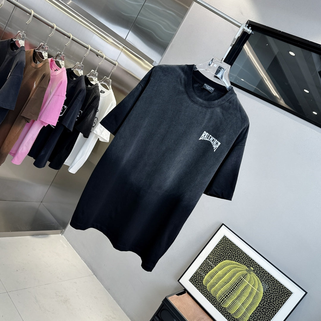 T-shirt à l'aspect vieilli