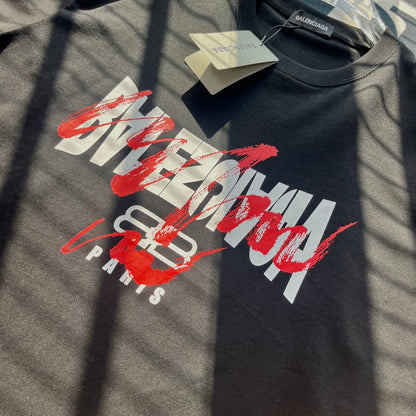 T-shirt imprimé colle