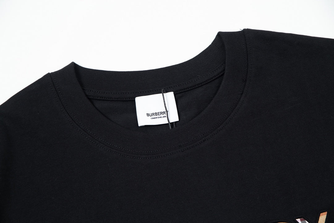 T-shirt classique à imprimé lettres