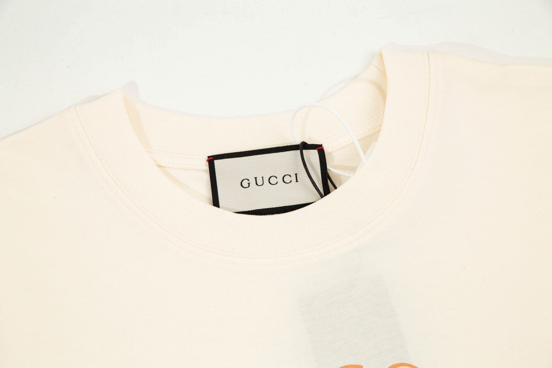 T-shirt beige à imprimé classique